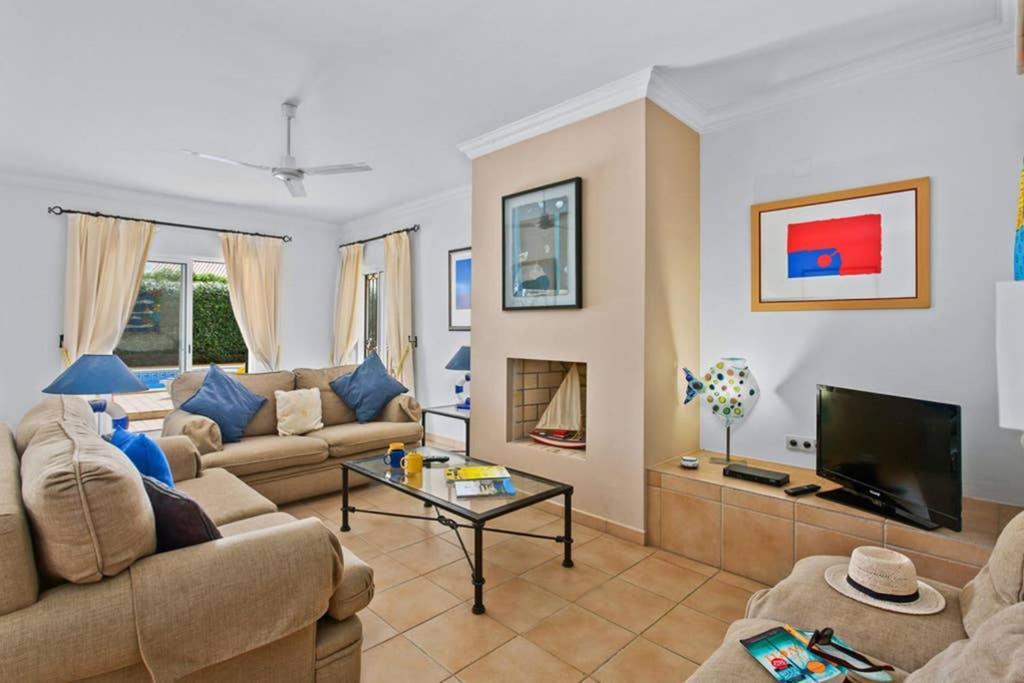 Villa White Sands - Private Oasis, Heated Pool, Beaches & Strip Nearby Αλμπουφέιρα Εξωτερικό φωτογραφία